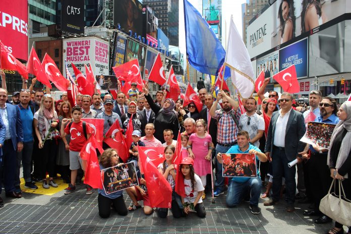 times square 15 temmuz